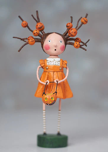 Twiggy | Figurine by Lori Mitchell