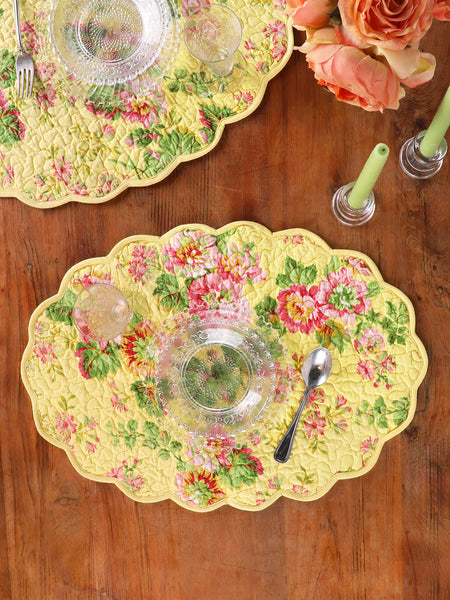 Quilted Oval Placemat | Emmaline Yellow