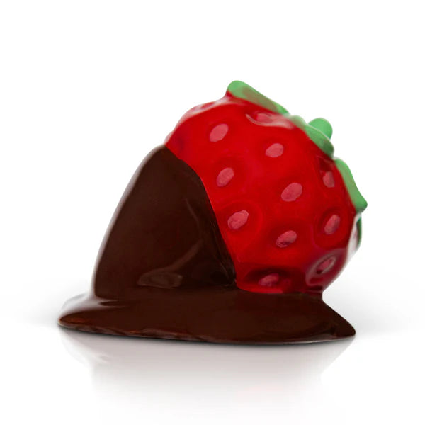 sweet on you | chocolate strawberry mini by nora fleming